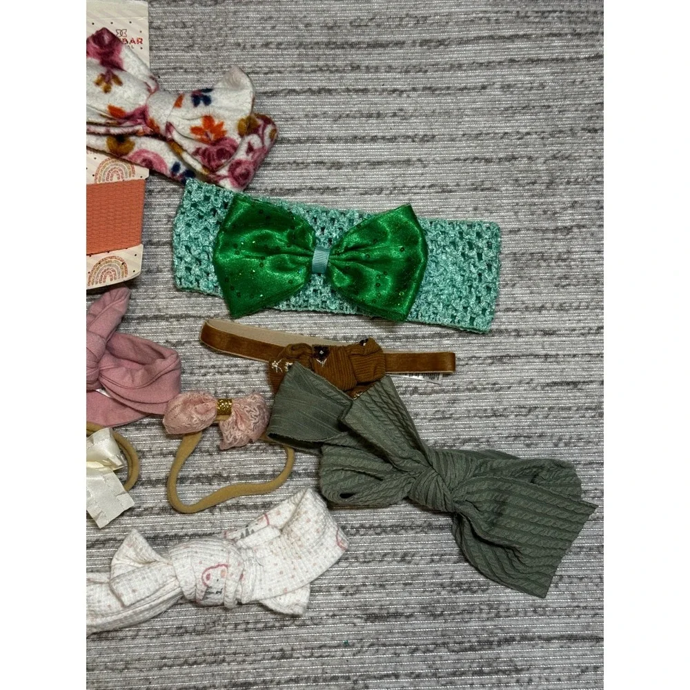 Lot of 16 Baby Girl Headbands Bows Beanie Floral Sequin Knit Hair Accessories